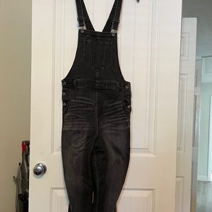 Very comfortable overalls 16T